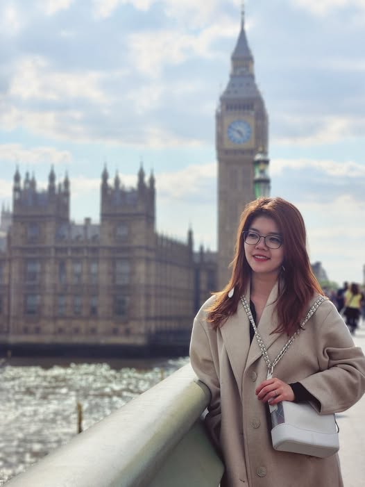 Khoá lớp 12 vừa kết thúc, chưa kịp thở miếng nào thì lại khởi động Khoá Apply cho lớp 10 & 11 luôn. 